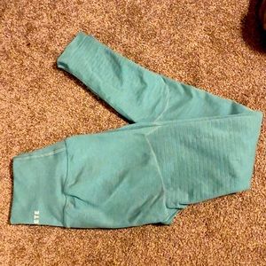 Alphalete Revival Leggings